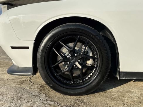 Used 2021 Dodge Challenger R/T w/ Blacktop Package image 4