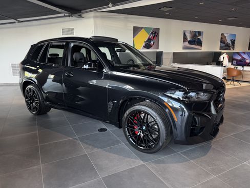 New 2026 BMW X5 M Competition w/ Executive Package AWD/4WD image 3