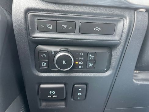 Used 2022 Ford F150 Lariat w/ Equipment Group 502A High AWD/4WD image 52
