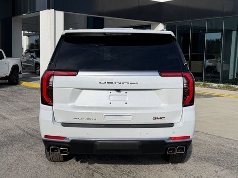New 2026 GMC Yukon XL Denali w/ LPO, Floor Liner Package RWD image 5