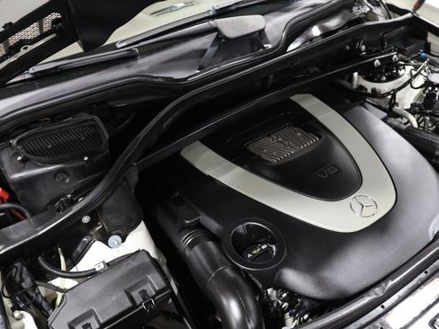 Used 2012 Mercedes-Benz GL 450 4MATIC w/ Premium 2 Pkg image 15