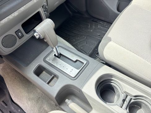 Used 2017 Nissan Frontier SV RWD image 24