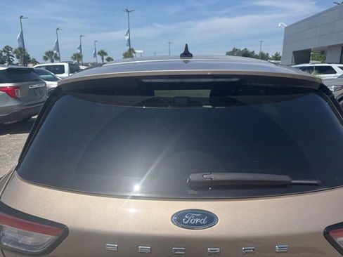 Used 2020 Ford Escape SE AWD/4WD image 6