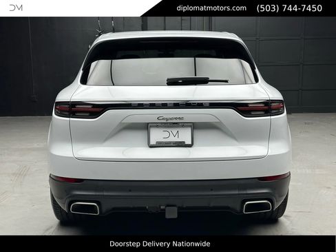 Used 2023 Porsche Cayenne image 5