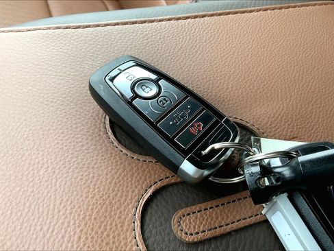 Used 2025 Ford F150 King Ranch w/ FX4 Off-Road Package image 14