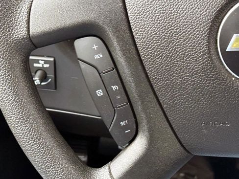 Used 2025 Chevrolet Express 2500 LT w/ LT Preferred Equipment Group RWD image 18