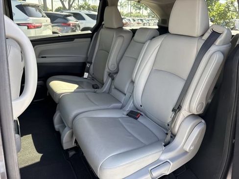 Used 2019 Honda Odyssey Elite image 23