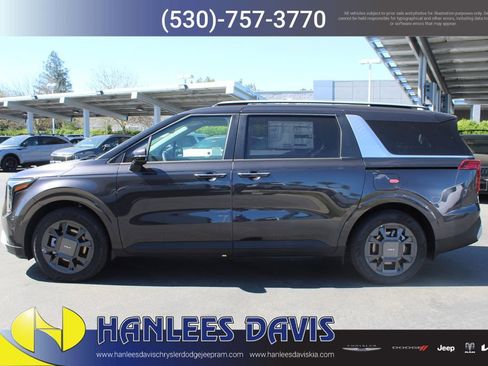 New 2026 Kia Carnival EX image 2