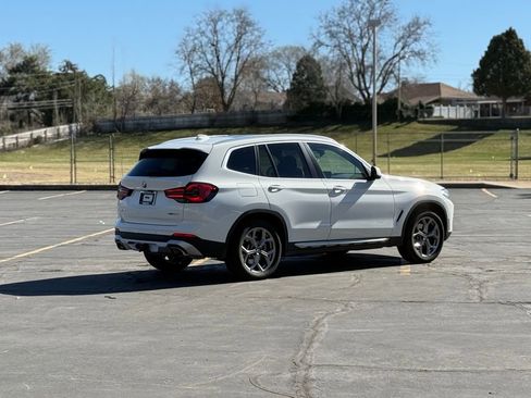 Used 2024 BMW X3 xDrive30i w/ Premium Package image 5