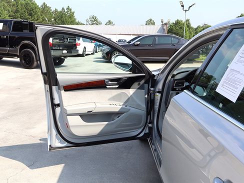 Used 2014 Audi A8 L TDI AWD/4WD image 39