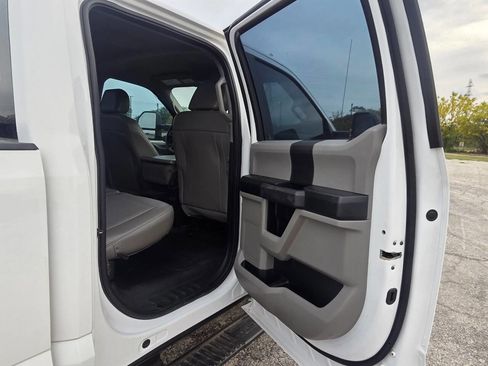Used 2019 Ford F250 XL w/ Power Equipment Group AWD/4WD image 23