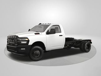 New 2025 RAM 3500 Tradesman AWD/4WD video 2