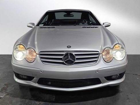 Used 2004 Mercedes-Benz SL 55 AMG image 8