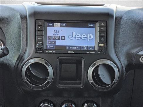 Used 2016 Jeep Wrangler Unlimited Sport w/ Connectivity Group image 13