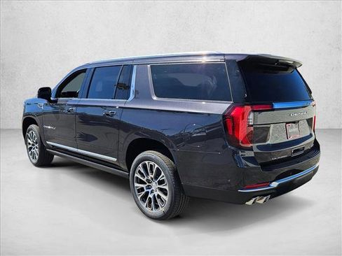 New 2026 GMC Yukon XL Denali w/ Denali Reserve Package RWD image 9
