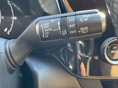 Used 2025 Lexus NX 250 FWD w/ Towing Package (2000 Lbs) image 32