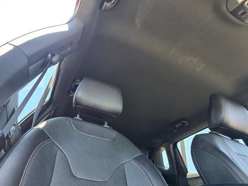 Used 2023 Jeep Compass Latitude AWD/4WD image 19