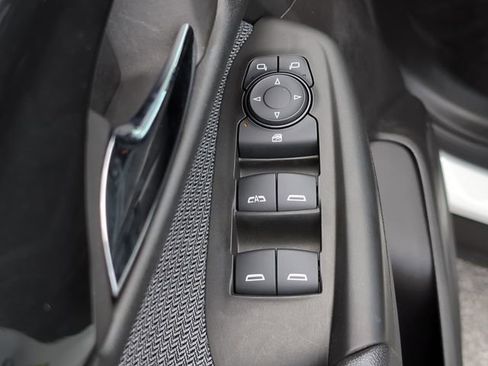 Used 2025 Chevrolet TrailBlazer LT AWD/4WD image 16