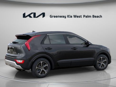 New 2026 Kia Niro EX image 8