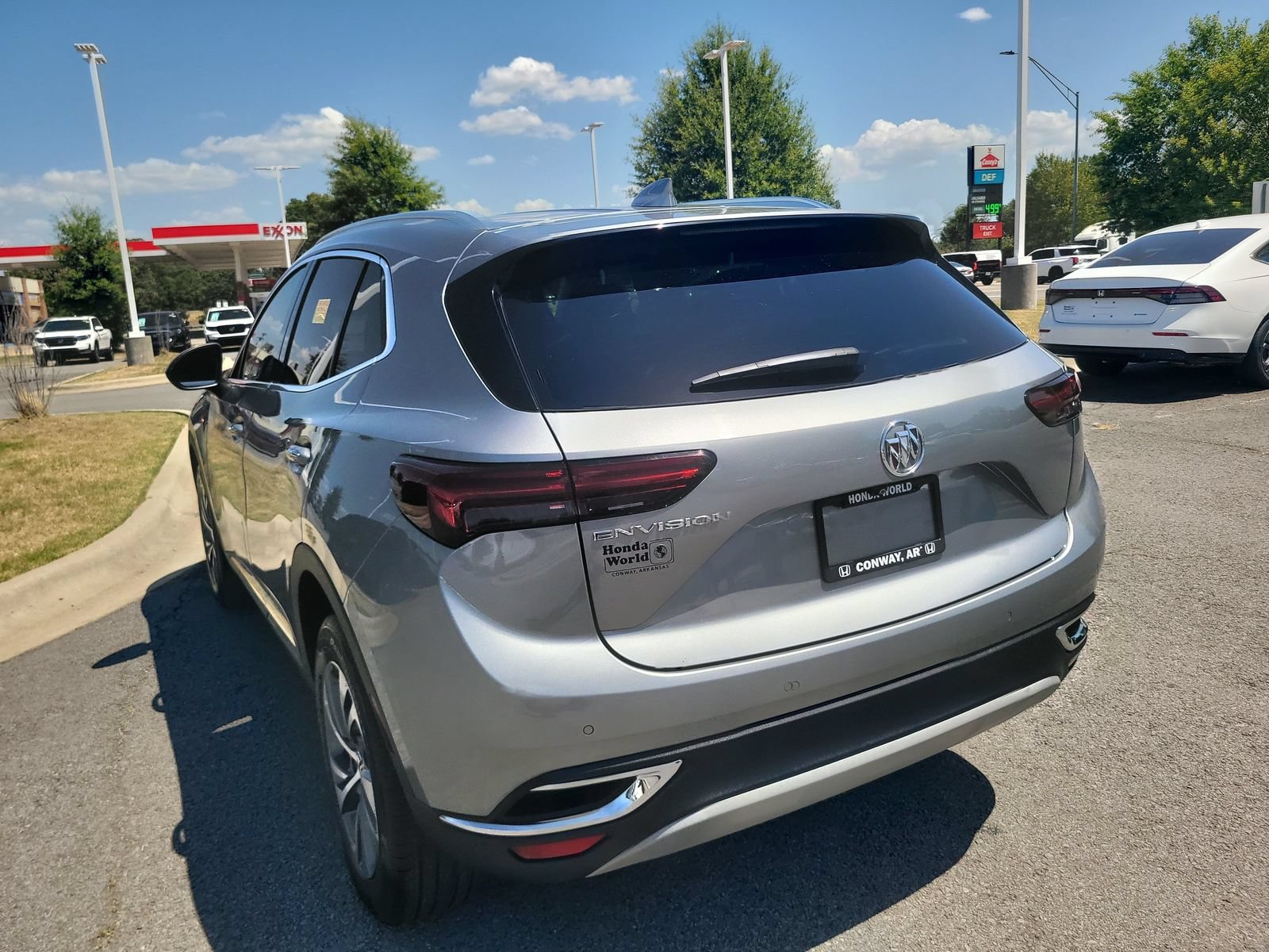 Used 2023 Buick Envision Essence FWD image 5