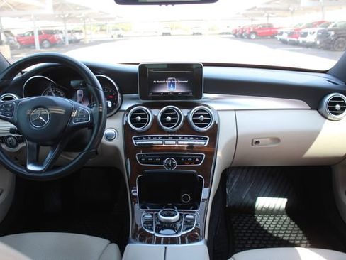 Used 2018 Mercedes-Benz C 300 4MATIC Sedan image 18
