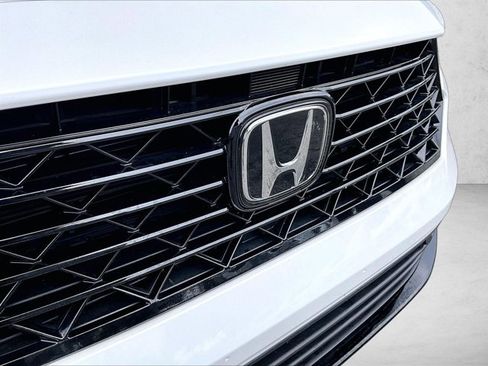 Used 2025 Honda Accord Touring image 30