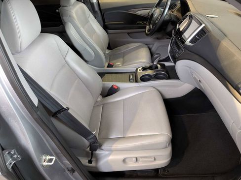 Used 2017 Honda Ridgeline RTL-T image 20