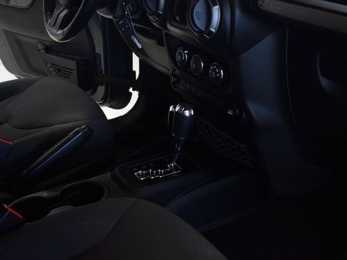 Used 2017 Jeep Wrangler Unlimited Sport w/ Quick Order Package 24S AWD/4WD image 30