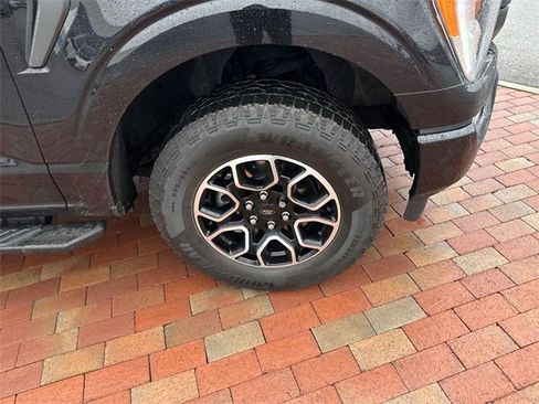 Used 2022 Ford F150 XLT w/ Equipment Group 302A High image 17