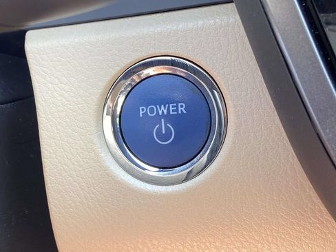 Used 2022 Toyota Camry XLE FWD image 29