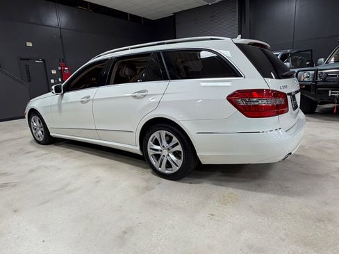 Used 2011 Mercedes-Benz E 350 4MATIC Wagon image 17