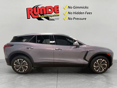 Used 2024 Chevrolet Blazer EV LT AWD/4WD image 10