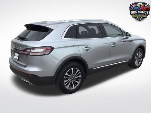 Used 2023 Lincoln Nautilus AWD image 5