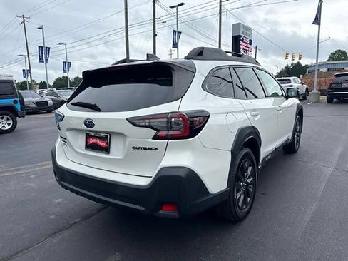Used 2023 Subaru Outback Onyx Edition AWD/4WD image 5