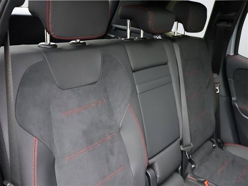 Certified 2025 Mercedes-Benz GLB 250 4MATIC image 14