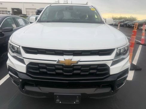 Used 2022 Chevrolet Colorado LT w/ Fleet Safety Package RWD image 2