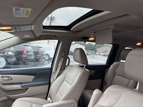 Used 2016 Honda Odyssey Touring image 15