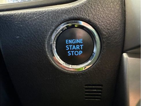 Used 2021 Toyota 4Runner Limited image 19