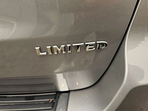 Used 2020 Jeep Grand Cherokee Limited w/ Luxury Group II AWD/4WD image 34