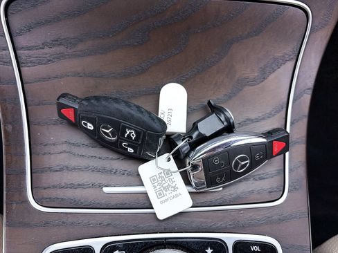 Used 2018 Mercedes-Benz C 300 Sedan image 23