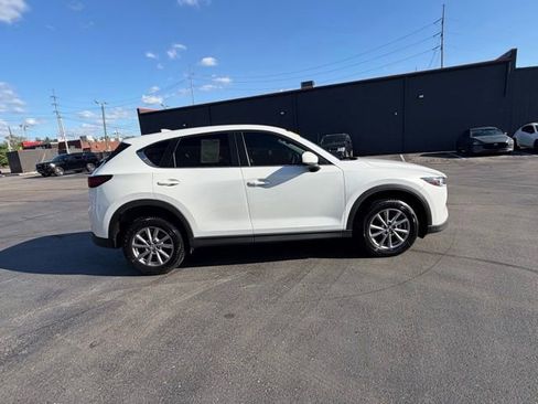 Used 2023 MAZDA CX-5 AWD 2.5 S w/ Select Package image 4