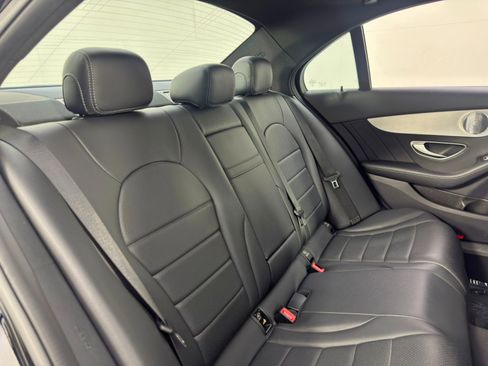 Used 2018 Mercedes-Benz C 300 Sedan image 36