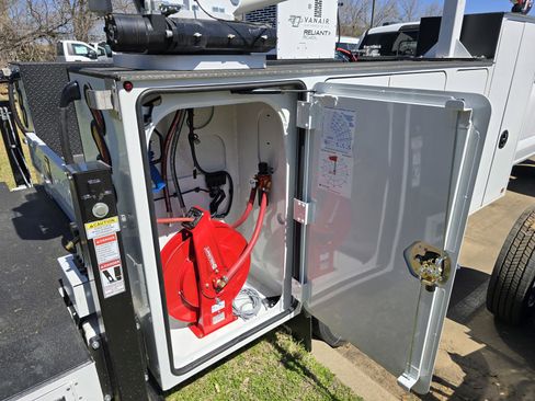 New 2023 Ford F550 4x4 SuperCab Super Duty image 10