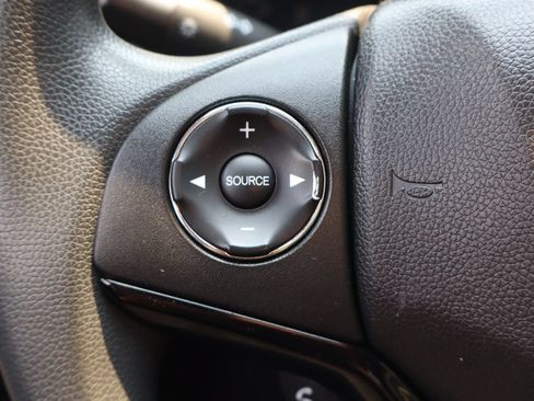 Used 2016 Honda HR-V LX image 15