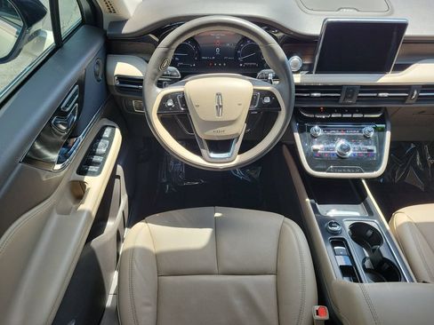 Used 2020 Lincoln Corsair Reserve w/ Elements Package FWD image 13