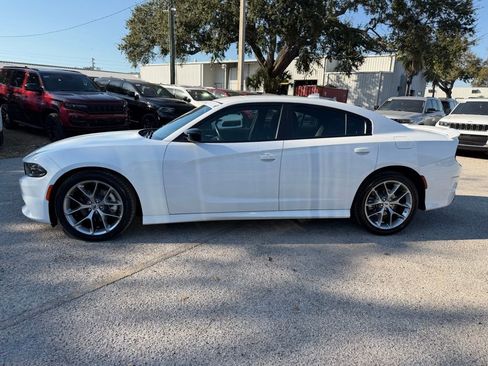 Used 2023 Dodge Charger GT w/ Technology Group image 3