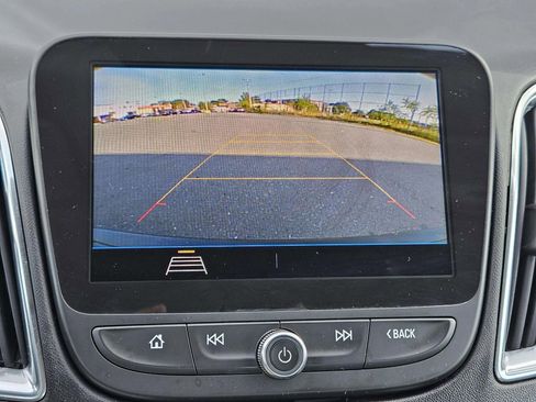 Used 2020 Chevrolet Malibu LT image 34