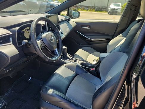 Used 2021 Toyota Corolla XSE image 10