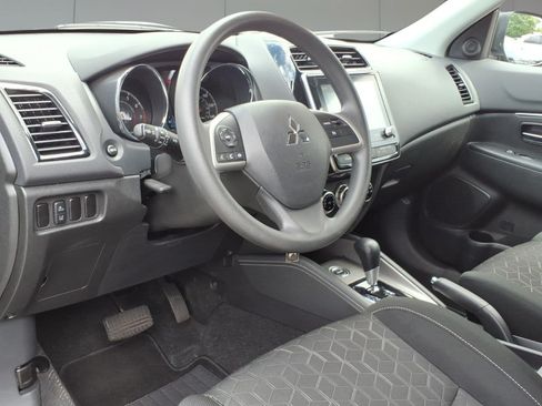 Used 2026 Mitsubishi Outlander Sport ES AWD/4WD image 10