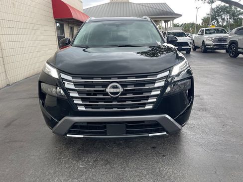 Used 2026 Nissan Rogue SL FWD image 8